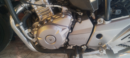 Suzuki Inazuma Modificada Estilo Scrambers 250cc