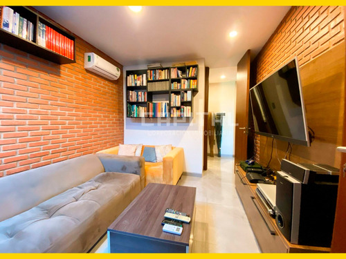 Moderna Casa En Venta En El Urubo Condominio Mirage