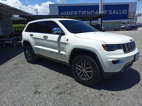 Imagen 7 de 16 de Jeep Grand Cherokee