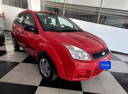 Imagen 3 de 9 de Ford Fiesta Ambiente Plus 5p