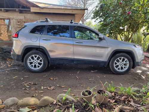 Jeep Cherokee Longitude 4x2