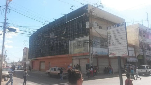 Imagen 1 de 6 de  Local Comercial En Venta En Centro. Punto Fijo