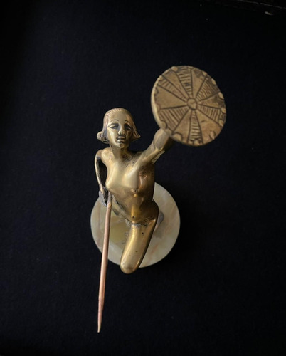 Antigua Escultura En Bronce Con Base De Onix (Usado)