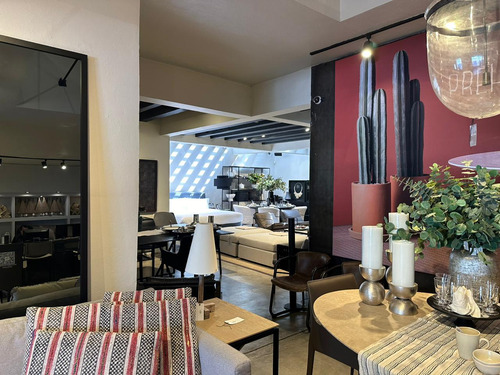 Local Para Restaurante Bar En Renta En Avenida Palmas - Diversos Giros-