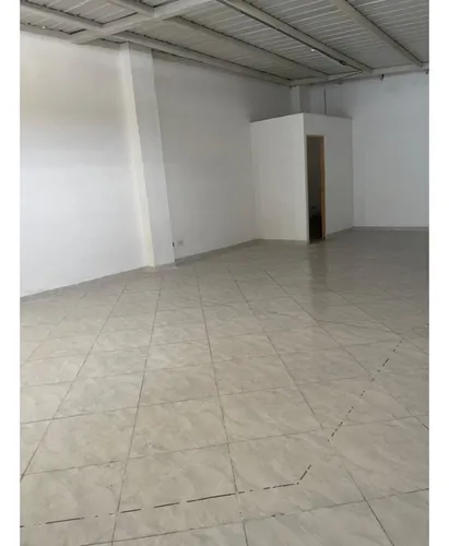 Arriendo Local Comercial, San Juan, Medellín Antioquia