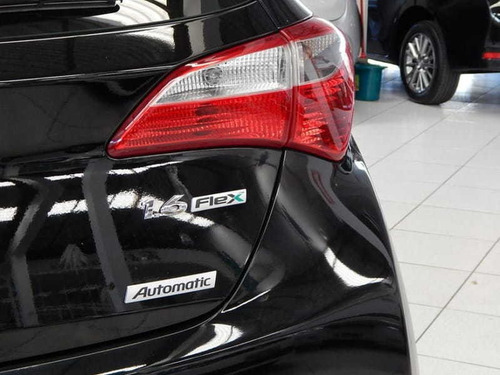 Imagem 5 de 15 de Hyundai Hb20 Comfort Plus 2015