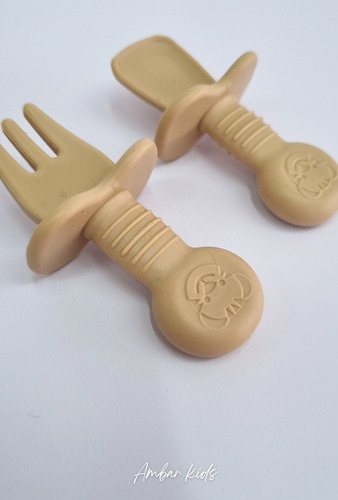 Set Vaso Cuchara Y Tenedor De Silicona Bebe Camel