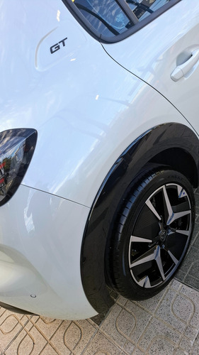 Peugeot 208 1.0T Gt