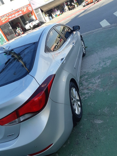 Hyundai Elantra 2015 2.0 16v Gls Flex Aut. 4p