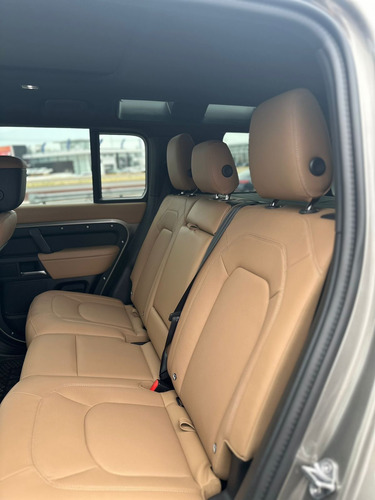 Land Rover Defender 110 3.0 Mhev X-Dynamic S Awd