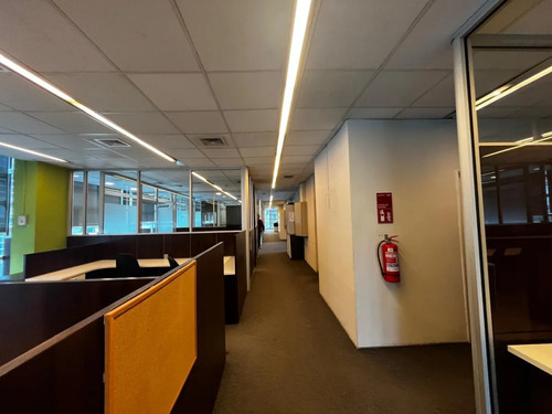 Ciudad Empresarial 396 M2 Arrendada 2 Roles Amoblada