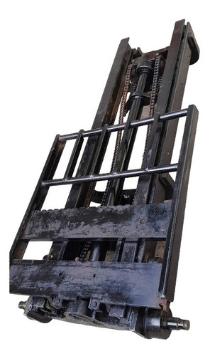 Torre De Autoelevador Dos Etapas 2500mm 1.5 Ton Clark (Usado)