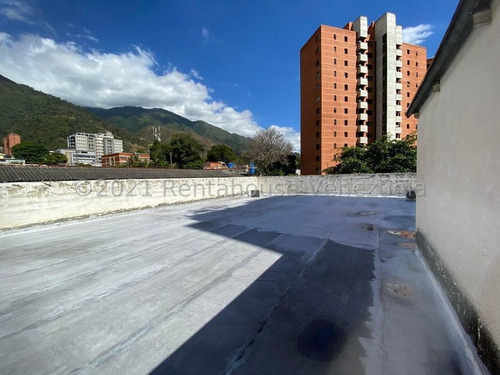 Imagen 12 de 16 de Venta Local Los Dos Caminos 22-13536-y Ymanol Elizalde 0414-3227631