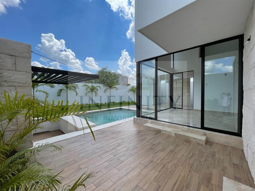 Imagen 14 de 30 de Casa En Venta 4 Recámaras En Privada Con Amenidades-mérida, Yucatán