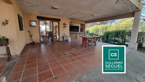 Casa En Venta Country 4 Hojas /sobre Terreno Con Terrible Vista!!!