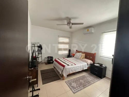 Casa En Venta En Gran Santa Fe Plus En Cancún