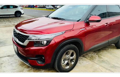 Kia Seltos One 1.6, 2023, Rojo Intenso,, Secuencial, Dual,