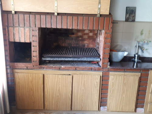 Imagen 10 de 15 de Venta - Casa En Lote Propio 4 Amb - Melian Al 7500 - M. Coronado