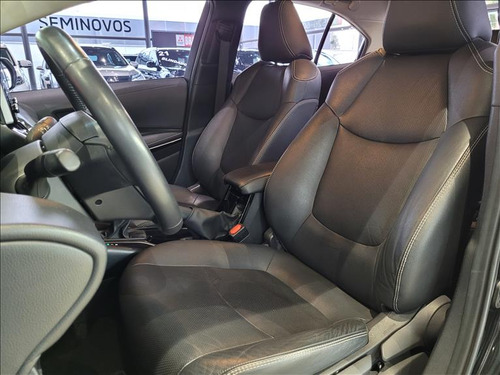 Toyota Corolla 1.8 Vvt-i Hybrid Altis