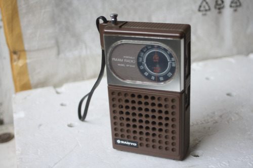 Radio Sanyo Rp 5040 Funcionando Am/fm 04/05/87 (Usado)