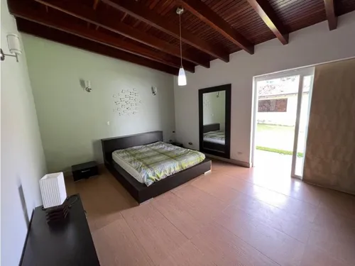 Vendo Casa 320m2 La Tahona 2325