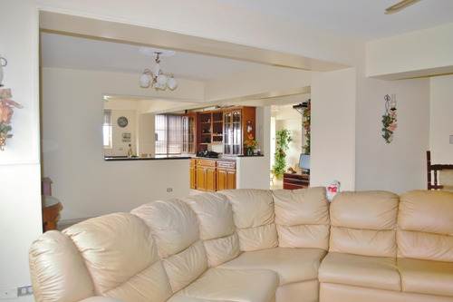 Imagen 1 de 9 de Apartamento En Tierra Negra En Venta De Oportunidad