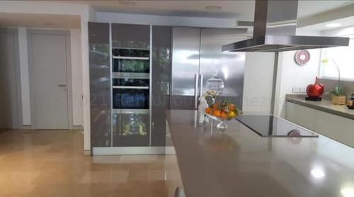 Imagen 15 de 20 de Se Vende Estupendo Apto De Lujo Con 600 M² Amoblado..inf. Ma.fda. Varela 0424-1045413