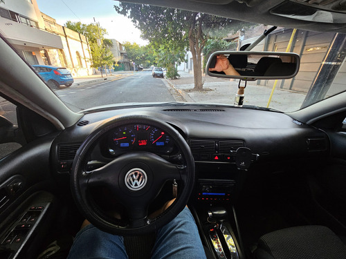 Volkswagen Golf 2.0 Highline At