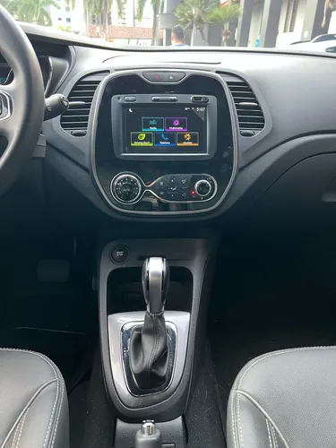 Renault Captur 2.0 Bose Automática