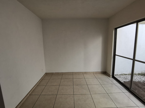 Casa En Venta En Privada De La Montaña Tesistan Zapopan