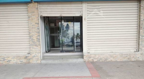 Imagen 2 de 8 de Local Comercial A Pie De Calle En El Paseo Colon