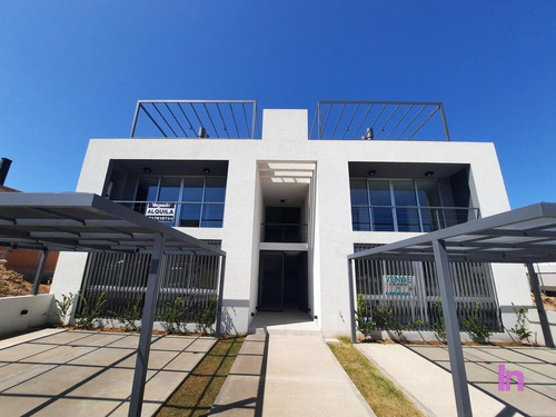 Imagen 3 de 18 de Costas De Manantiales - Duplex