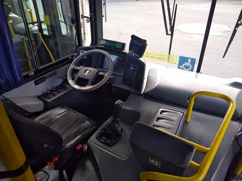 Mercedes 1724 Caio Apache Ano 2018/19 37 Lugares Susp Ar