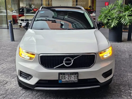 Volvo Xc40 Momentum T4