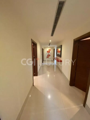 Cgi+ Luxury Lecheria Ofrece En Venta Casa En Las Villas.