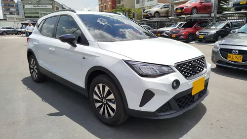 Seat Arona REFERENCE