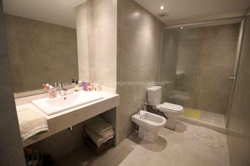 Carrasco Alquiler Apartamento 3 Dormitorios Parrillero Piscina