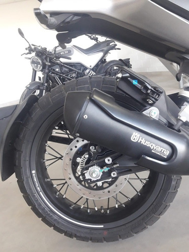 Imagen 3 de 15 de Husqvarna Svartpilen 401 - Dolar Preferencial - Motoswift