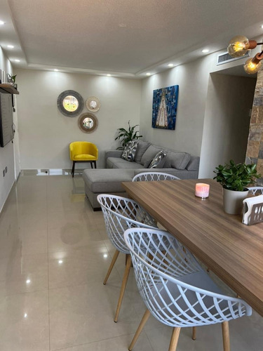 Imagen 5 de 19 de En Venta Apartamento En El Conjunto Residencial Playa Guaica, Lecheria. Y.p