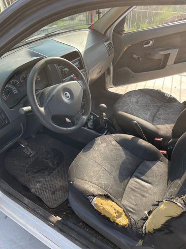 Fiat Strada 1.8 Trekking