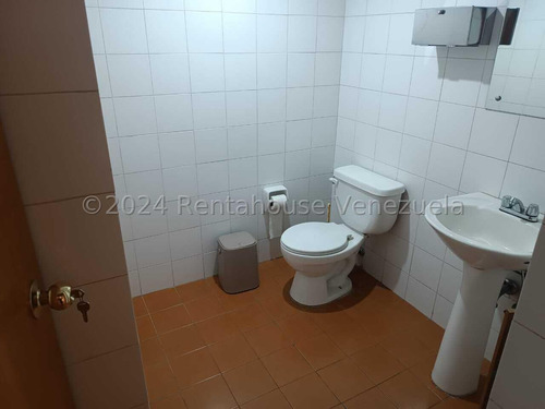 Oficina En Alquiler En Campo Alegre Ng 24-29168 Yf