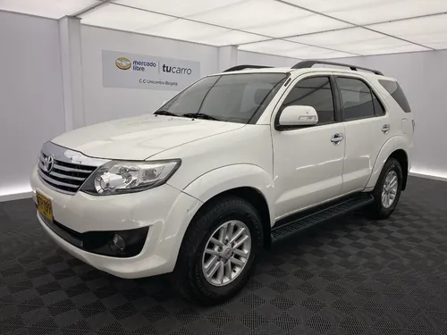 Toyota Fortuner 2.7 AT 4X4