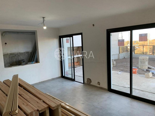 Imagen 7 de 13 de Housing Cerrado Cuesta Colorada (ref #3126)