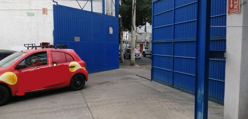 Imagen 2 de 8 de 1600m2 Bodega, Mas 700 De Patio, 1000m2 Oficinas Trailer Ok.