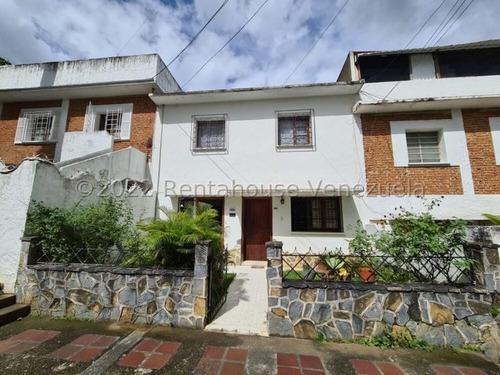 Imagen 24 de 29 de Mls #23-2454 Se Vende Espectacular Casa En Los Palos Grandes.