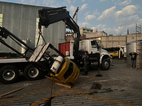 International 2012 Con GrĂșa Hiab De 9 Ton