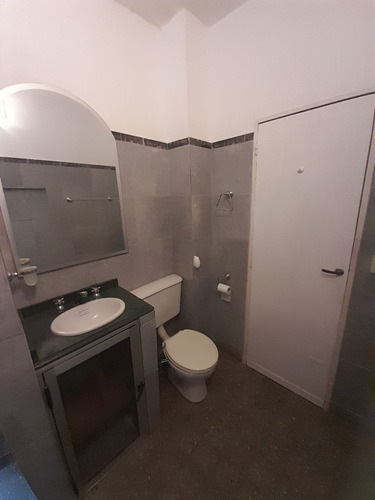 Imagen 11 de 21 de Venta Departamento 2 Ambientes Bernal