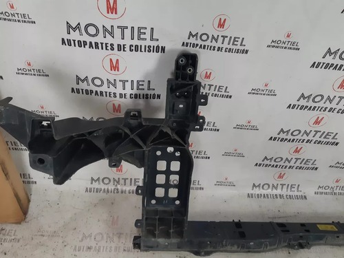 Marco De Radiador Kia Sorento 2016 2017 2018 Original (Usado)