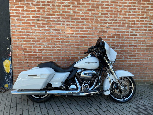 Imagem 1 de 8 de Harley Davidson Street Glide 2017