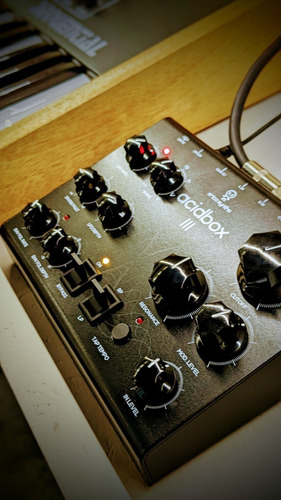 Erica Synths Acidbox 3 Polivoks Vcf Filter Estereo
